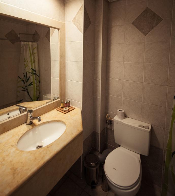 Faulty Towers Hotel Eilat Kültér fotó