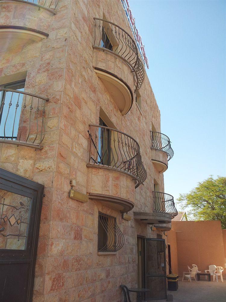 Faulty Towers Hotel Eilat Kültér fotó
