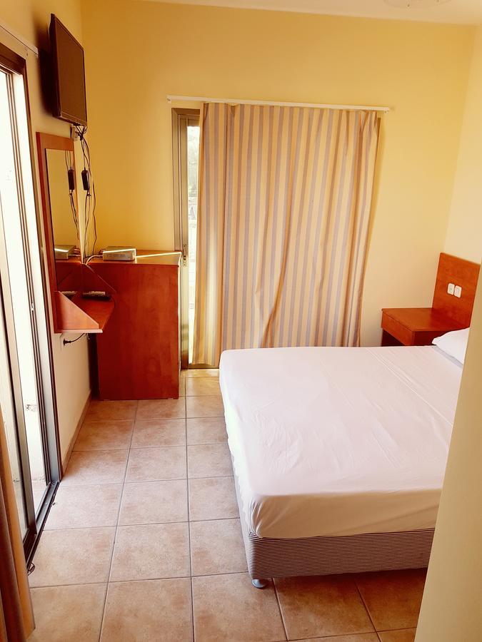 Faulty Towers Hotel Eilat Kültér fotó
